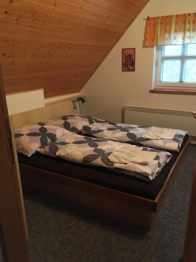 Chata U Lesa Výprachtice Zewnętrze zdjęcie